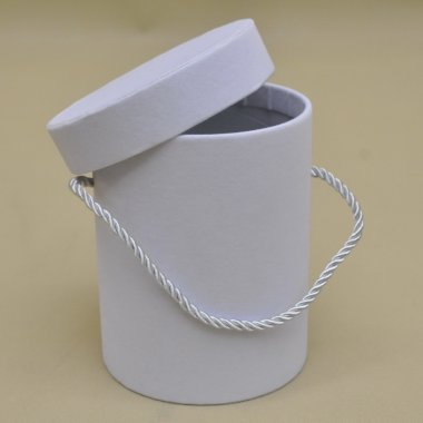 FLOWER BOX WELUR BIAŁY H 18*13,5CM